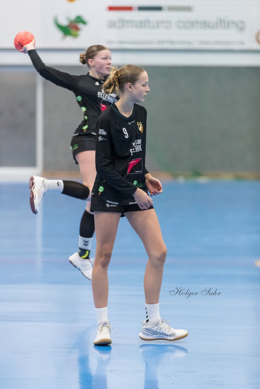 Bild 97 - wBJ TSV Ellerbek - TSV Uetersen : Ergebnis: 15:10